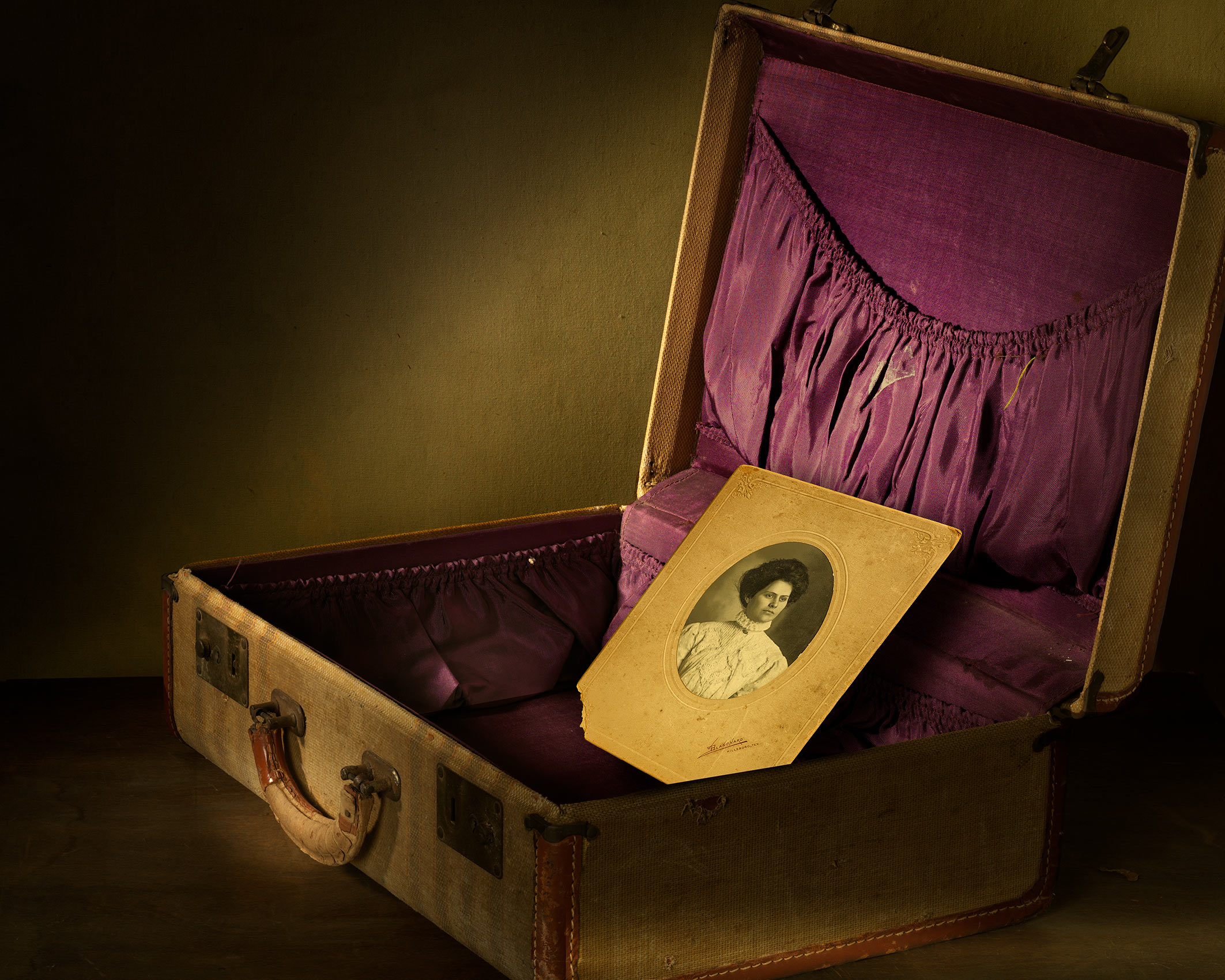 suitcase-final.efx.2